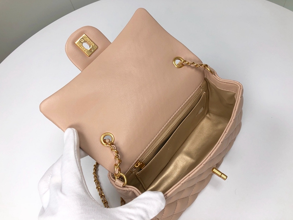 シャネルバッグ全体デザイン